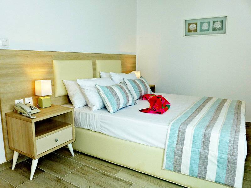 Amaryllis Paros Beach Hotel
