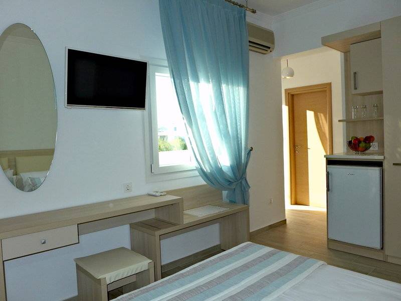 Amaryllis Paros Beach Hotel