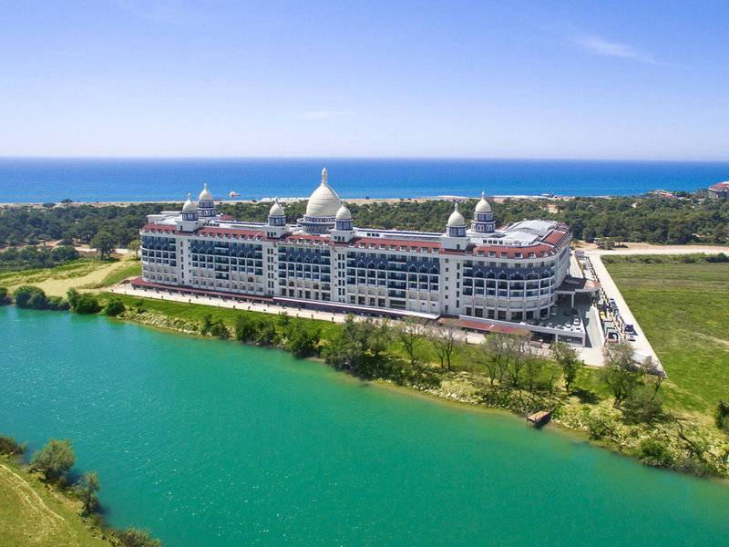 Diamond Premium Hotel & Spa - Side