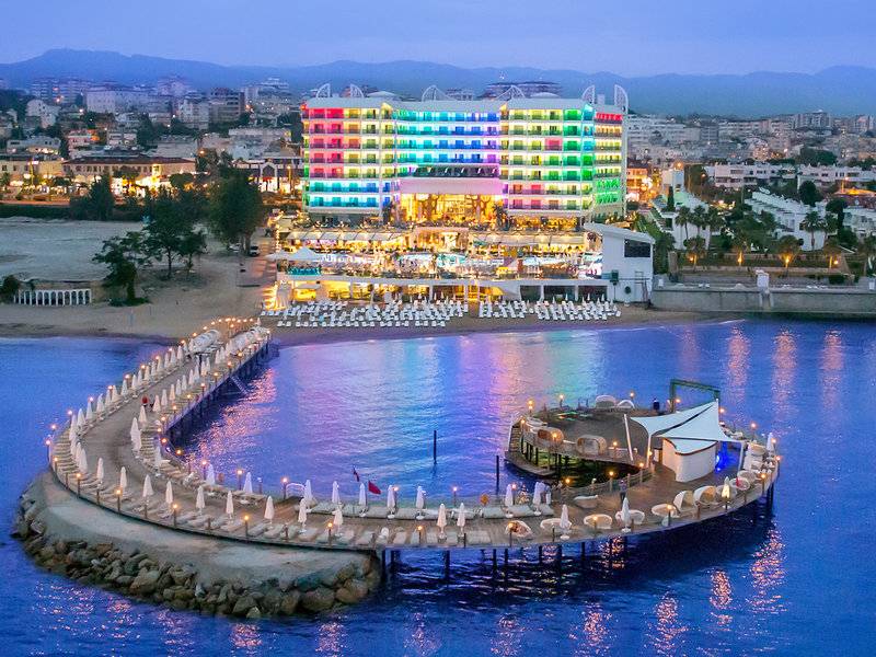 Azura Deluxe Resort & Spa - Alanya