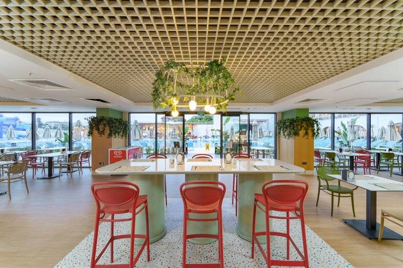 Arcanus Hotels Trendline Side