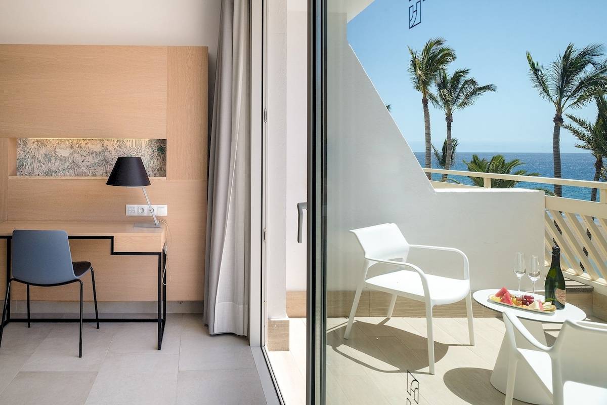 Plus Fariones Suite Hotel - Puerto Del Carmen