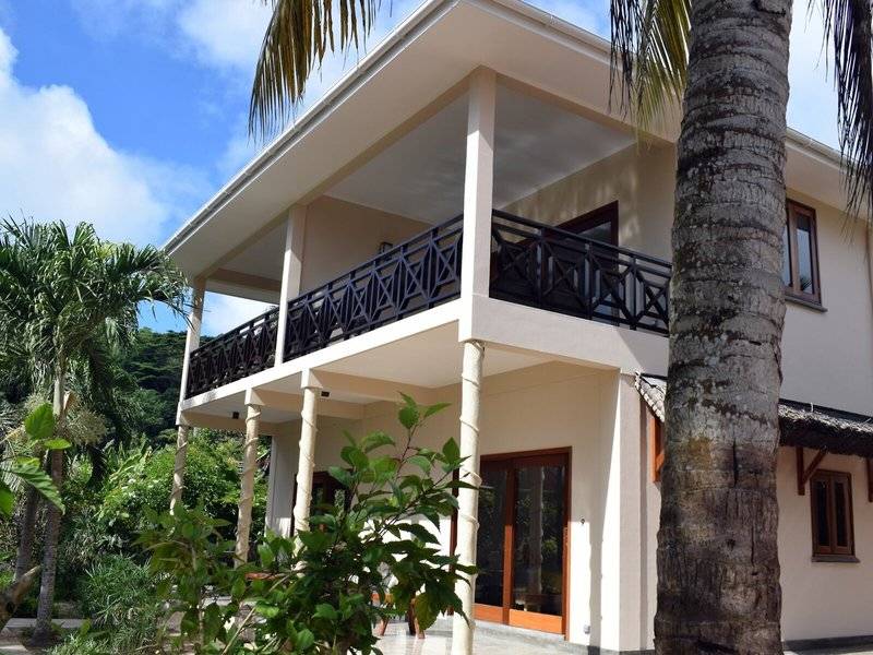 Les Lauriers Eco Hotel & Restaurant