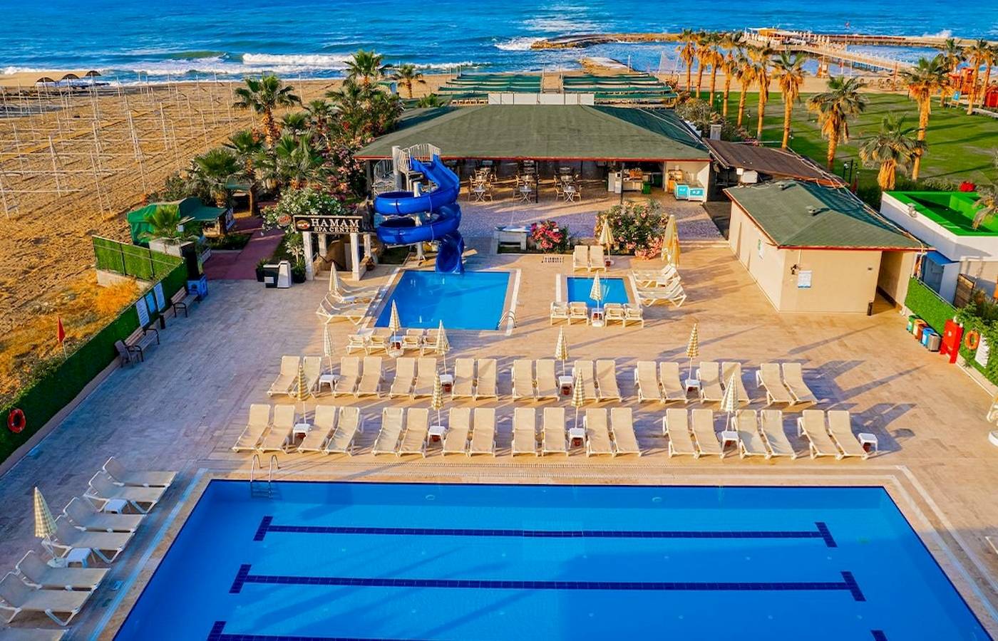 Club Wasa Holiday Village - Side