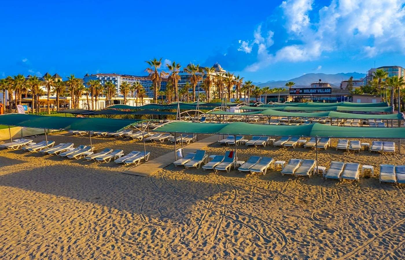 Club Wasa Holiday Village - Side