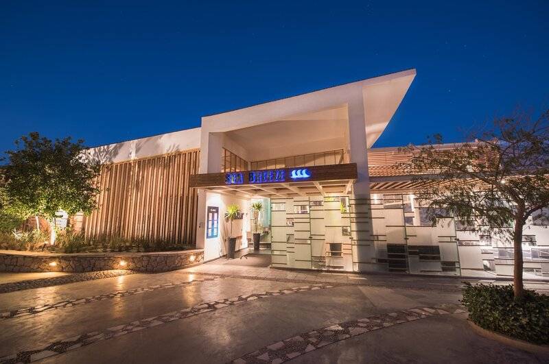 Reef Oasis Blue Bay Resort