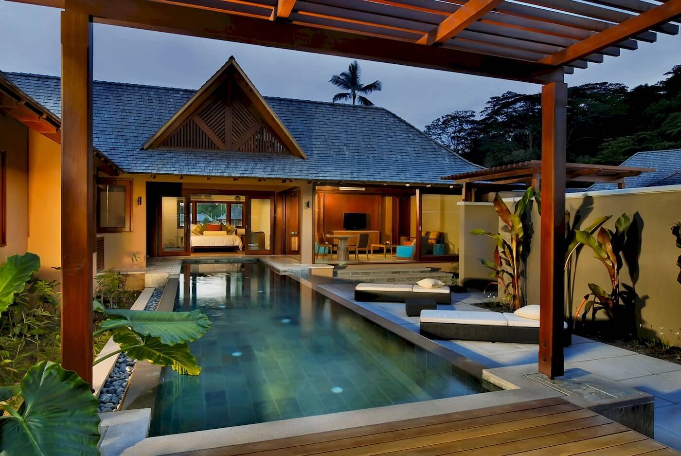 Villa im Constance Ephelia Resort mit privatem Pool und Terrasse