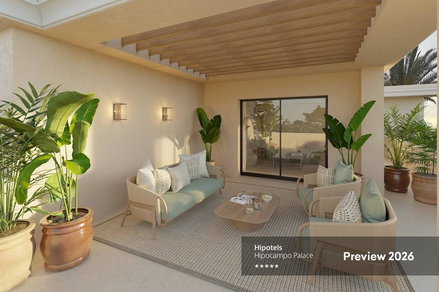 Vorschau 2026: Terrasse im Hipotels Hipocampo Palace mit Möbeln und Pflanzen.