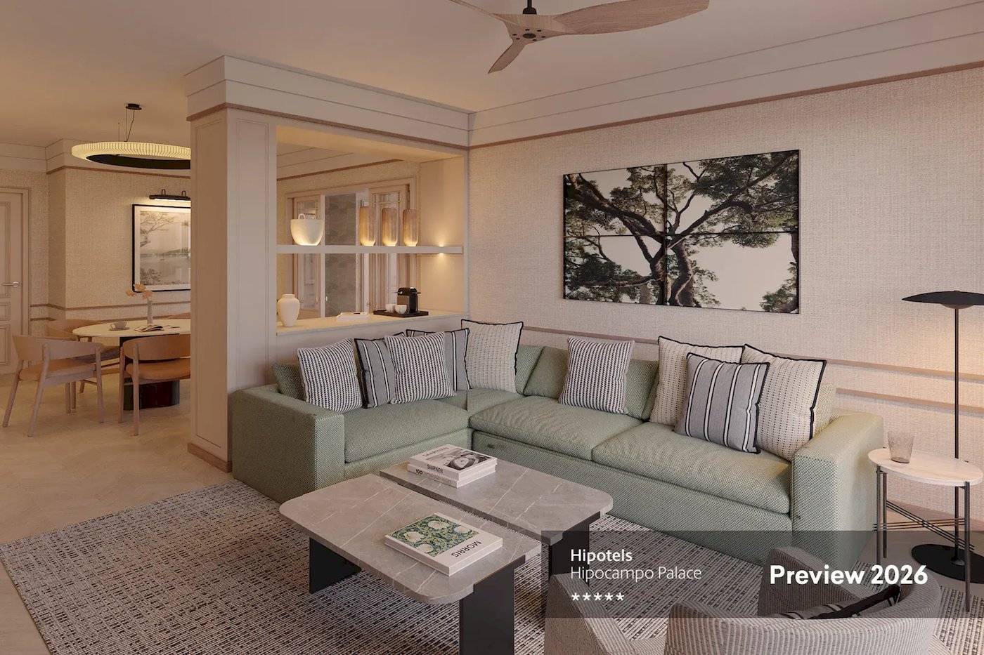 Innenraum des Hipotels Hipocampo Palace mit Wohnzimmer, Essbereich und Vorschau auf das Jahr 2026.