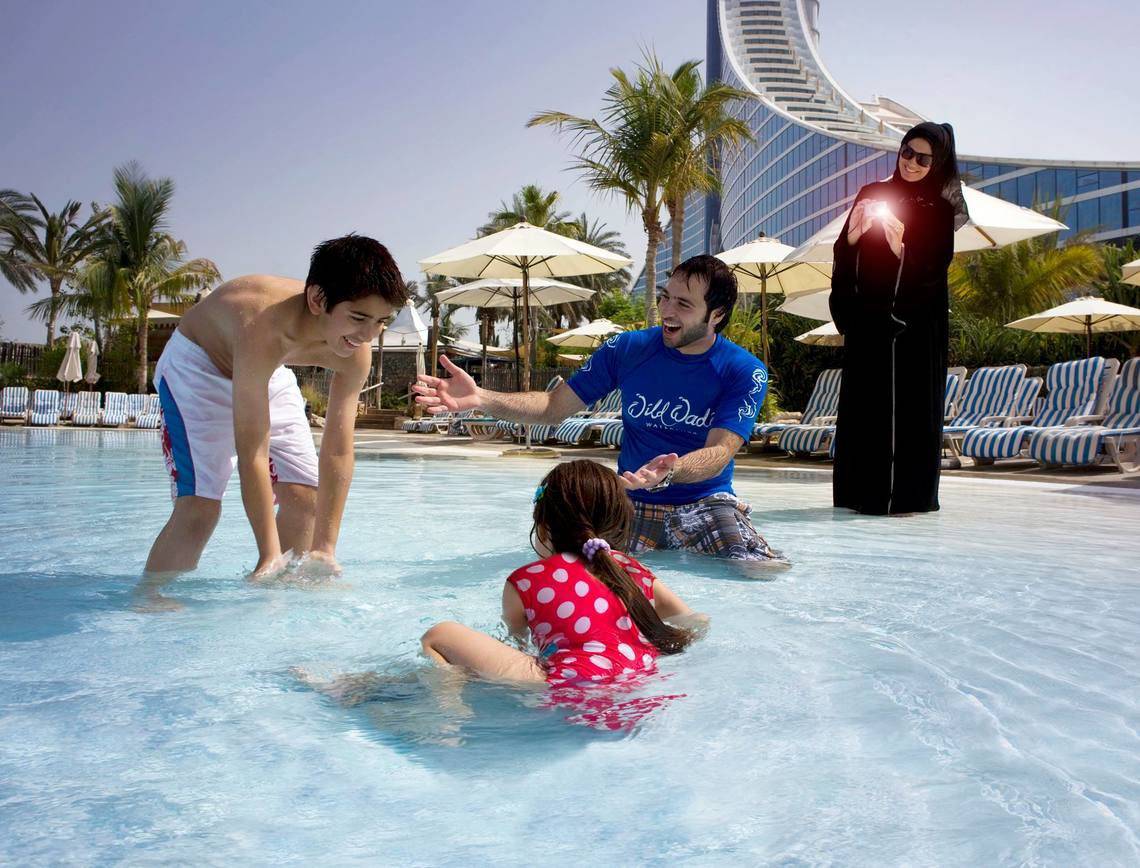 Jumeirah Beach Hotel in Dubai