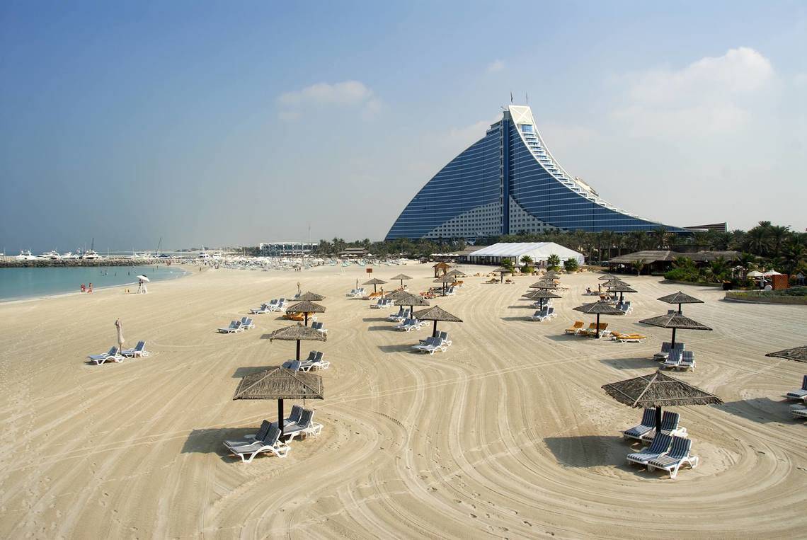 Jumeirah Beach Hotel in Dubai