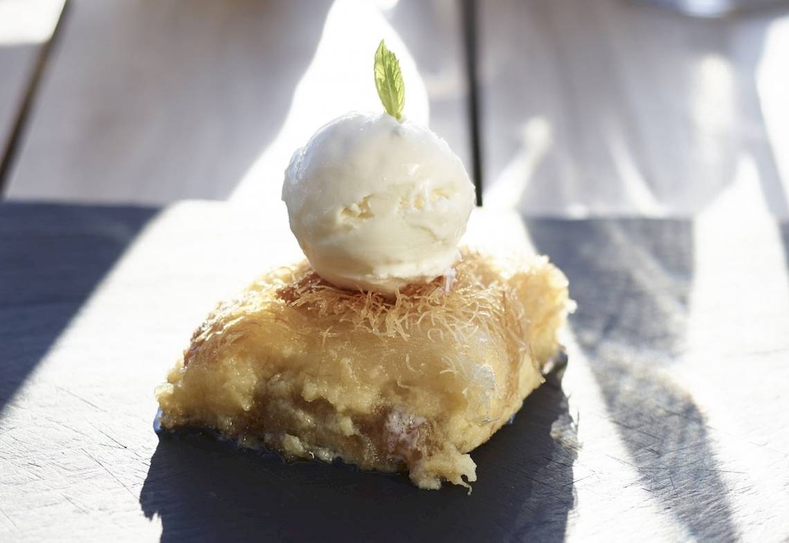 Vencia Boutique Hotel Speisen mit Eiscreme und Minze