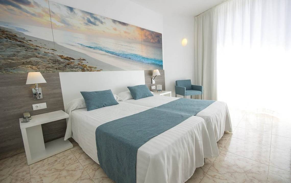 Azuline Hotel Mar Amantis I & II in Ibiza