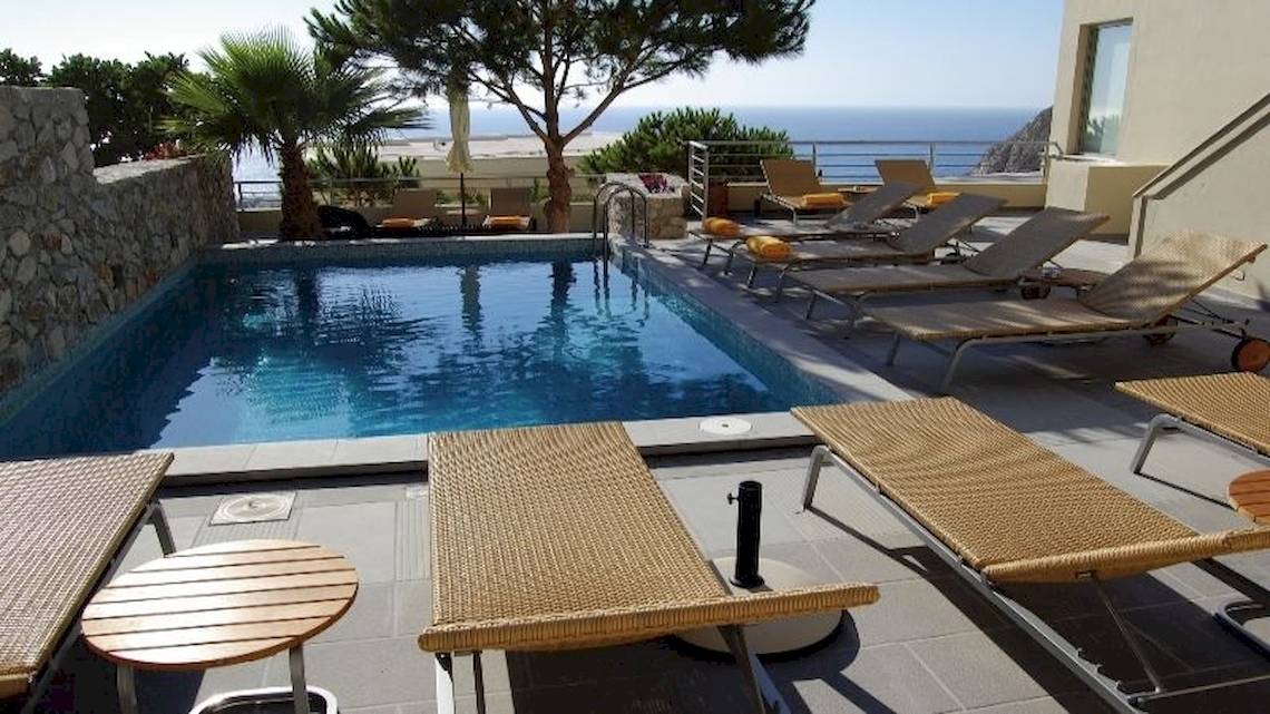 Antinea Suites & Spa in Santorin