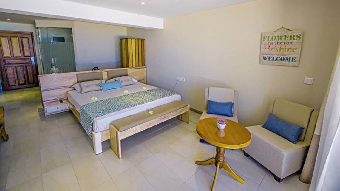 Le Peninsula Bay Beach Resort & Spa in Mauritius