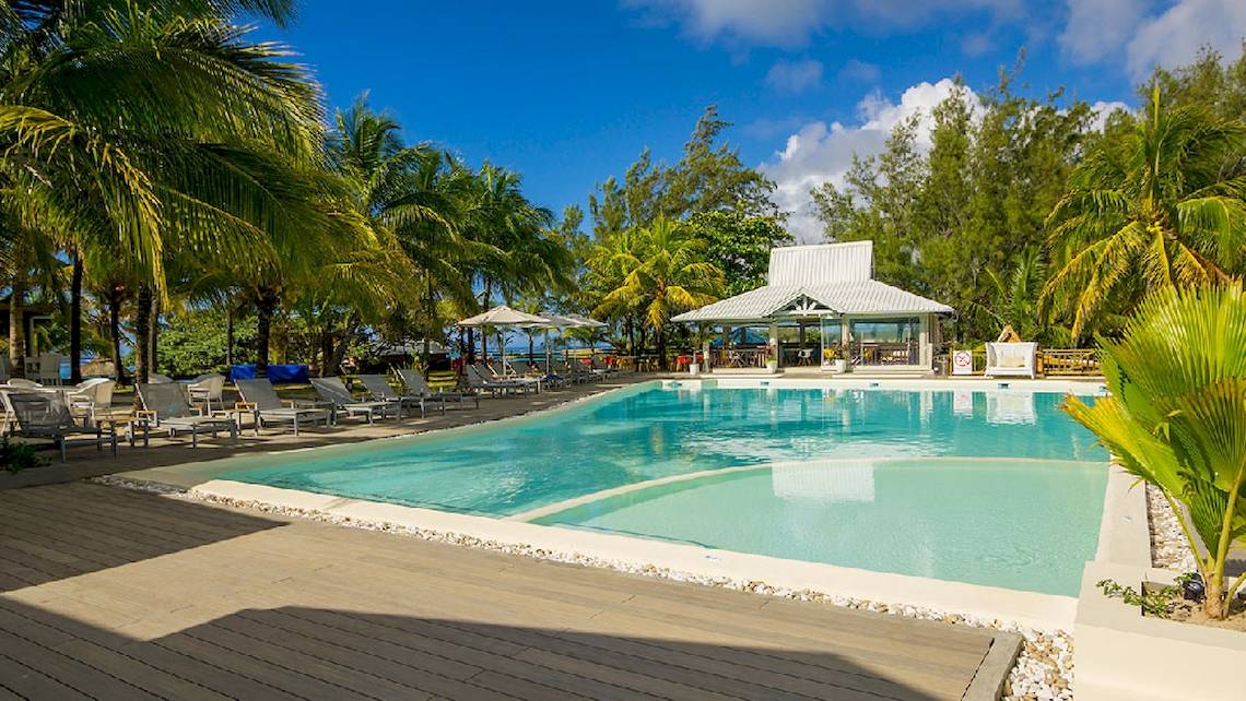 Le Peninsula Bay Beach Resort & Spa in Mauritius