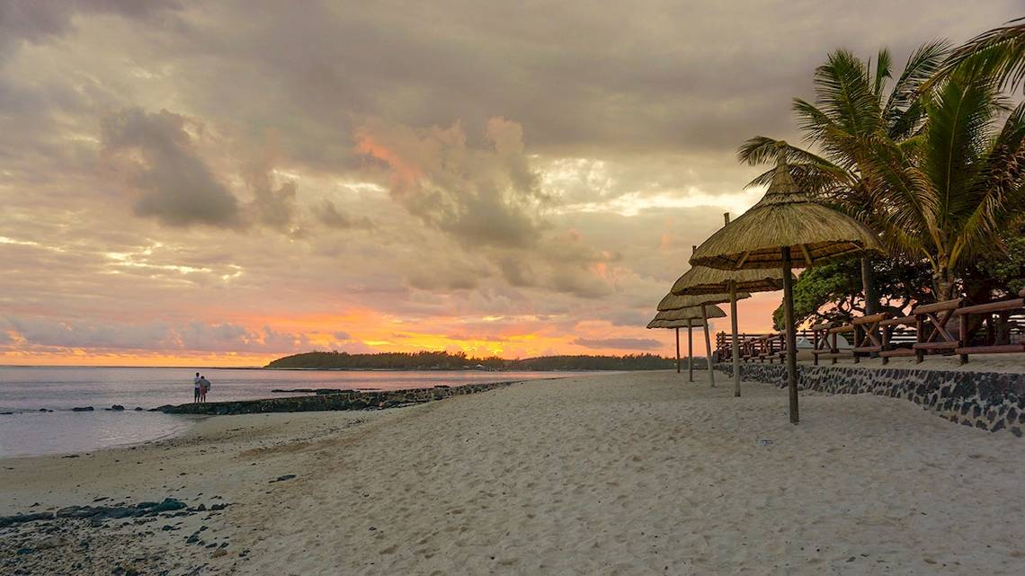 Le Peninsula Bay Beach Resort & Spa in Mauritius