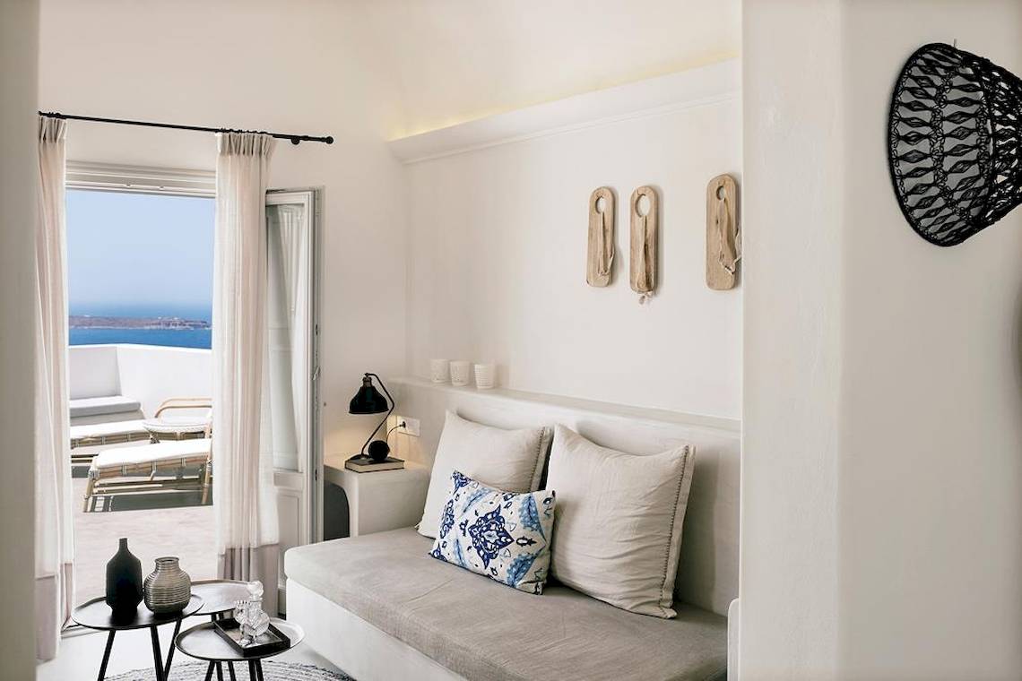Santo Pure Oia Suites & Villas in Santorin