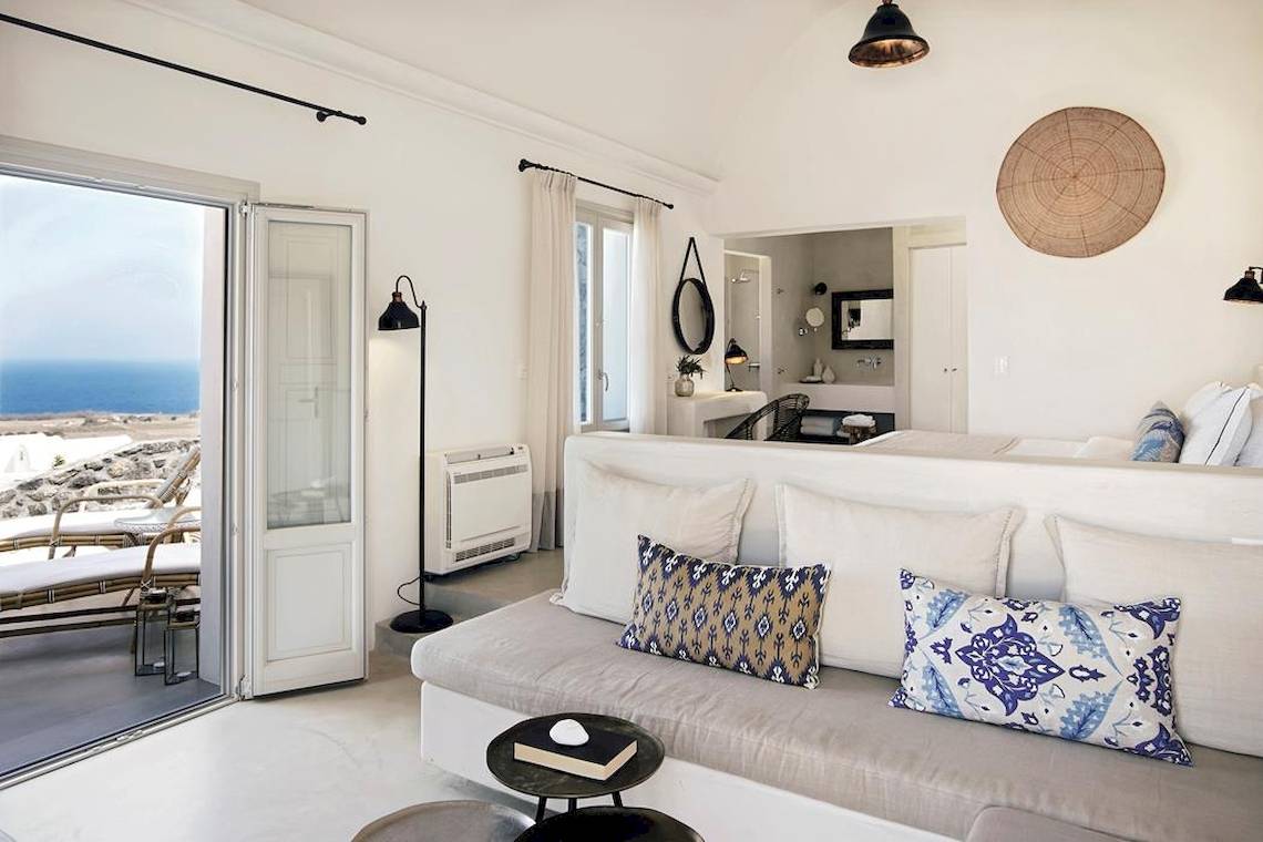 Santo Pure Oia Suites & Villas in Santorin