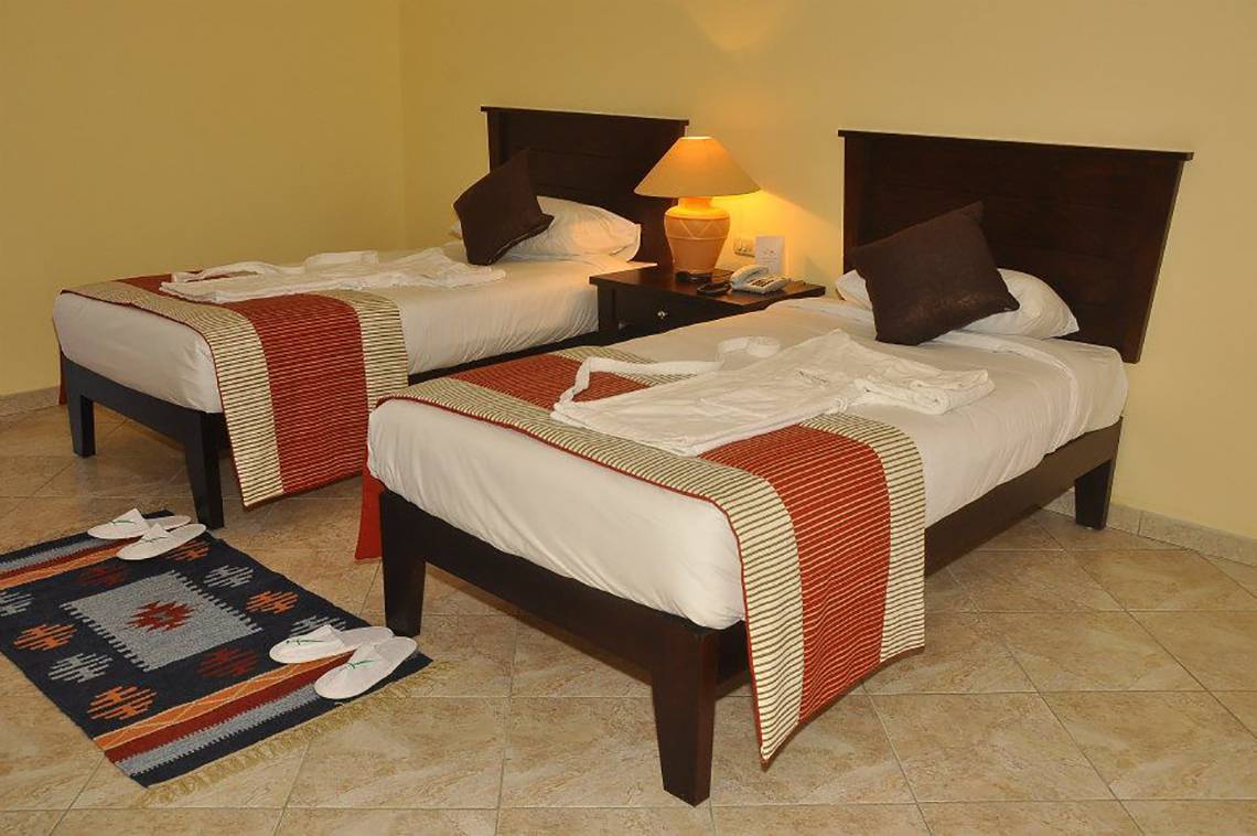 Magic Tulip Resort in Marsa Alam, Zimmer mit zwei Betten