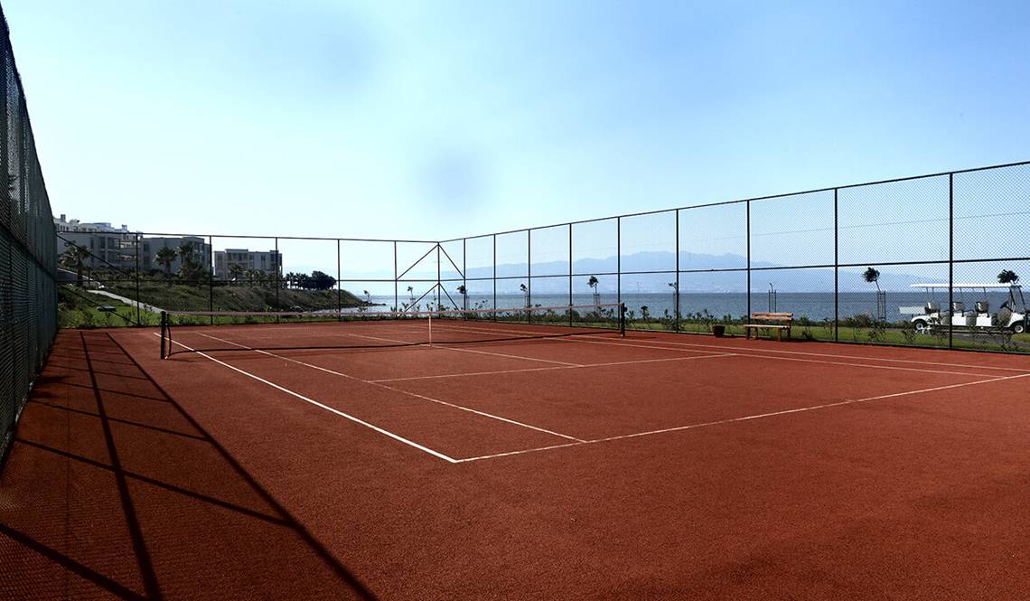 Xanadu Island Resort, Tennis