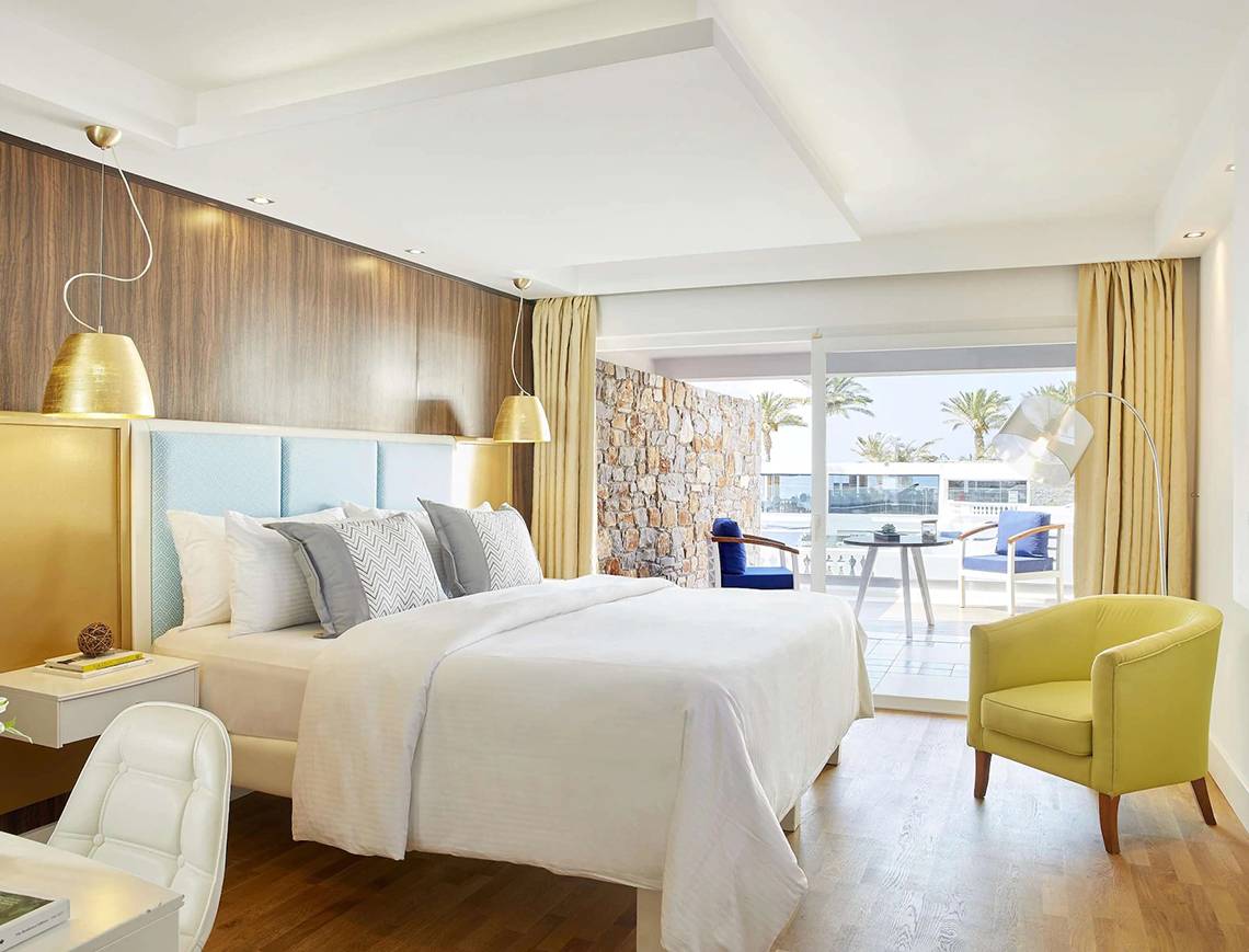 Radisson Blu Beach Resort in Kreta, Zimmer Bett