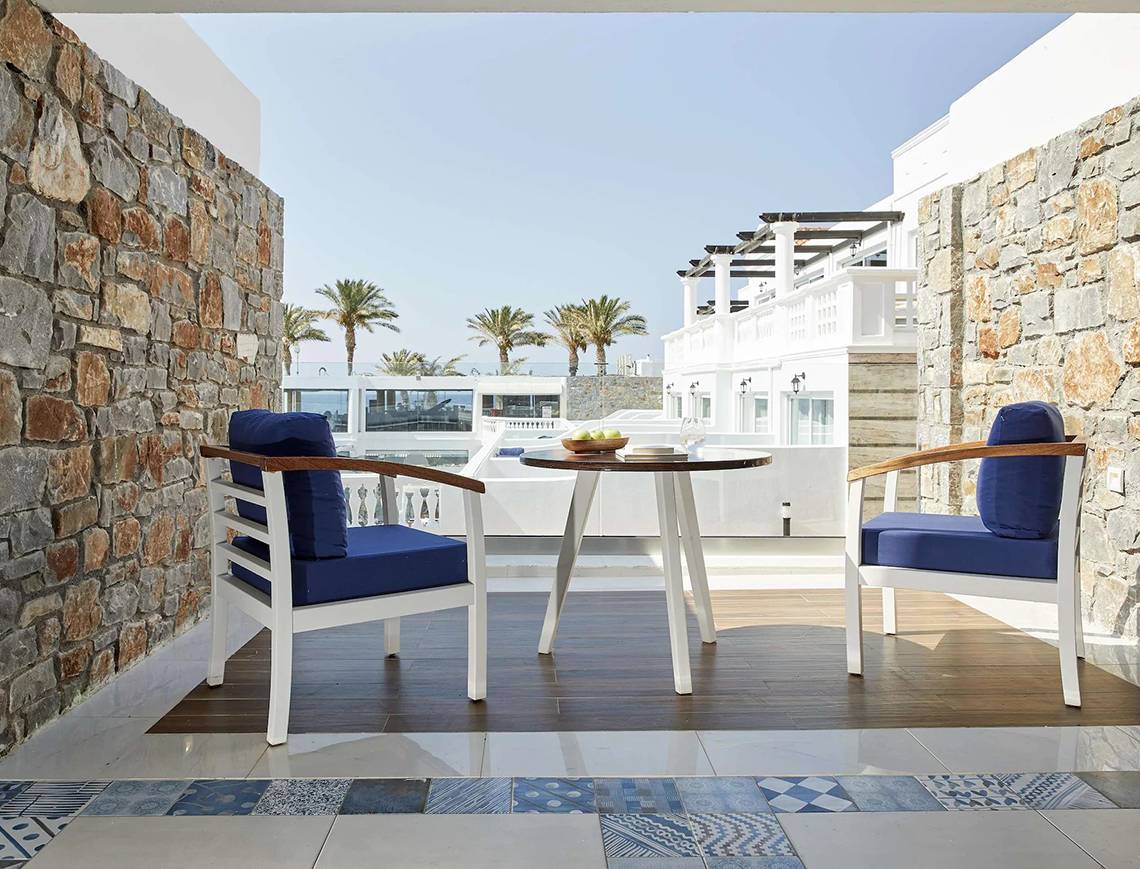 Radisson Blu Beach Resort in Kreta, Poolblick Superior Suite