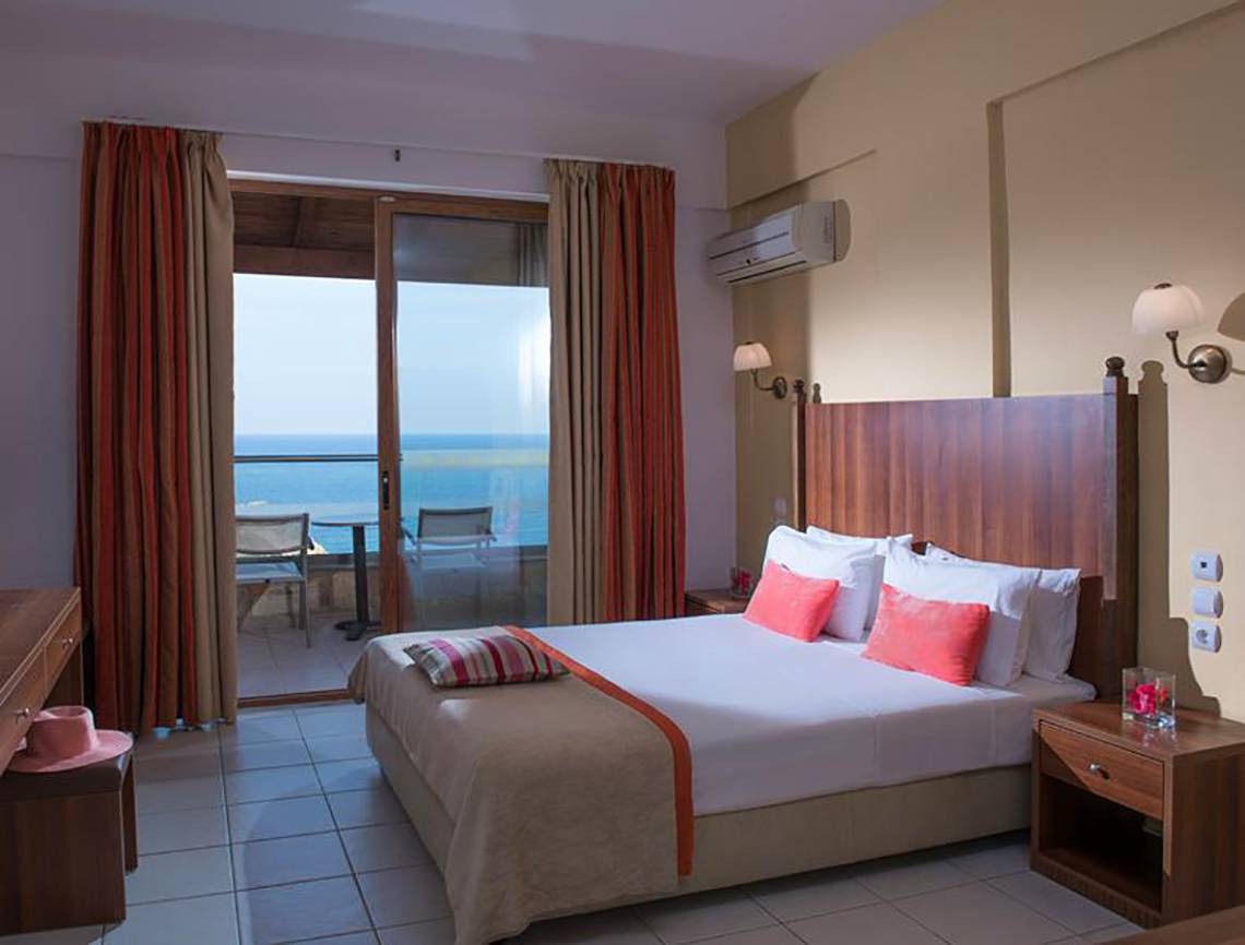 Blue Bay Resort in Heraklion