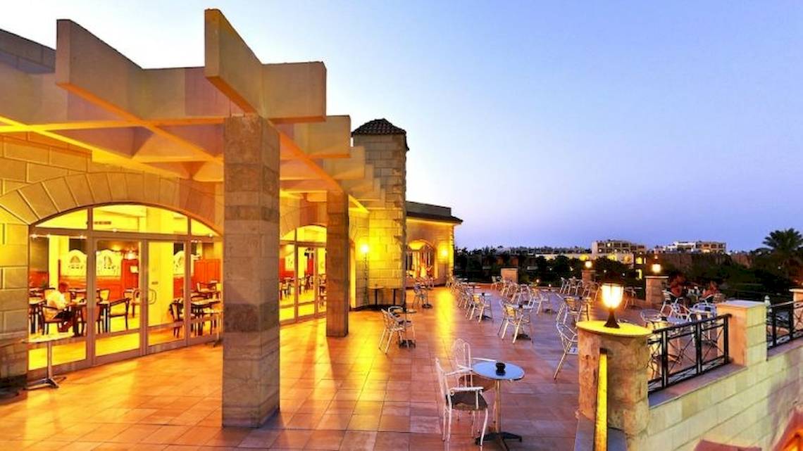 The Grand Hotel Hurghada, Aussenansicht Restaurant
