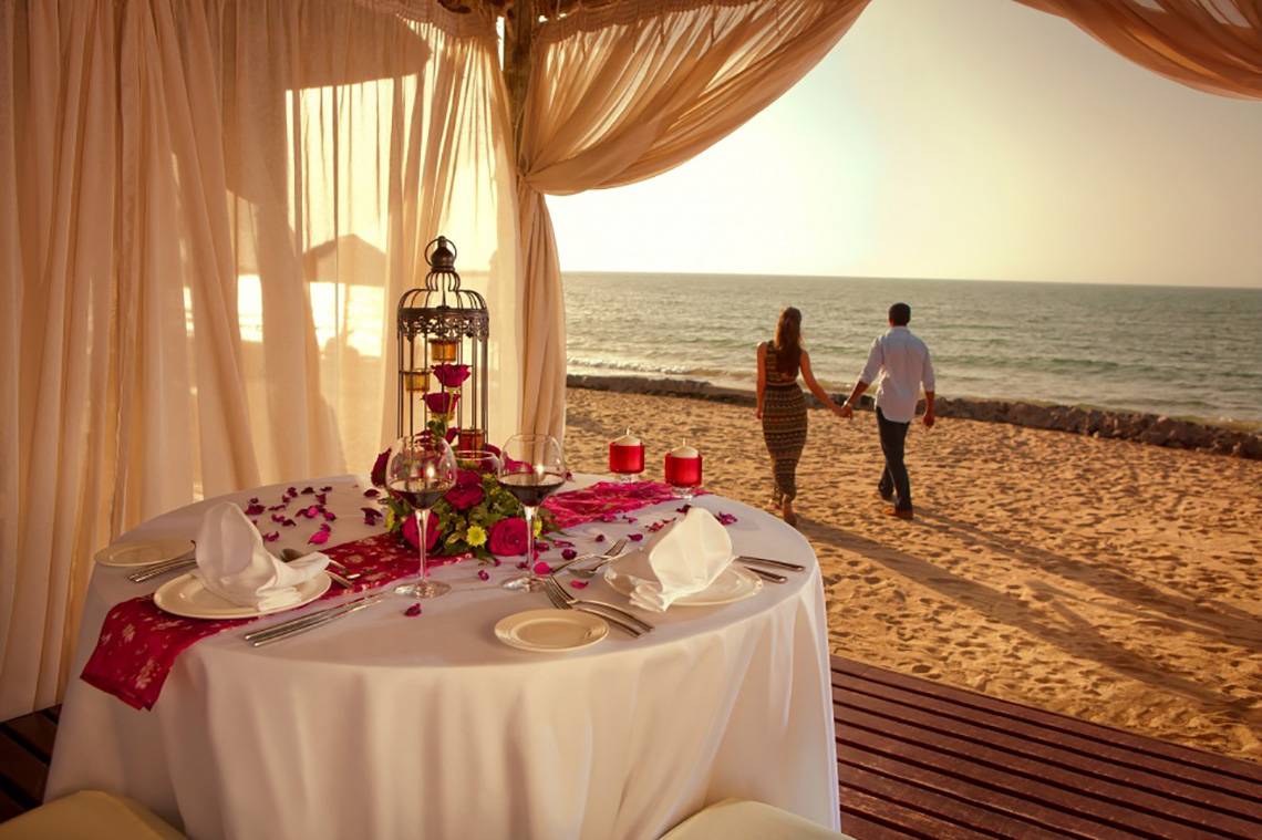 The Cove Rotana Resort in Ras al Khaimah, Romantic am Meer