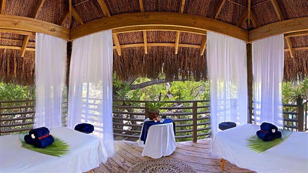 Couples Negril Hotel in Jamaika