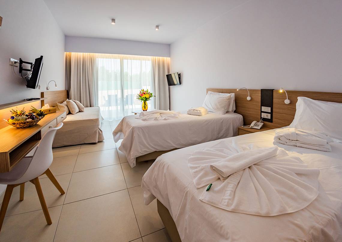 Kiani Beach Resort in Kreta, Doppelzimmer mit zwi Betten