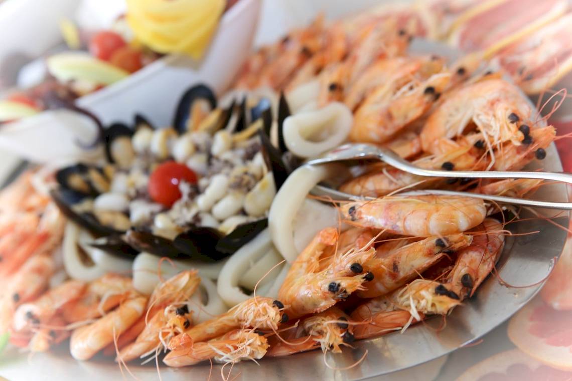 Buffet mit Meeresfrüchten im Calypso Hotel.