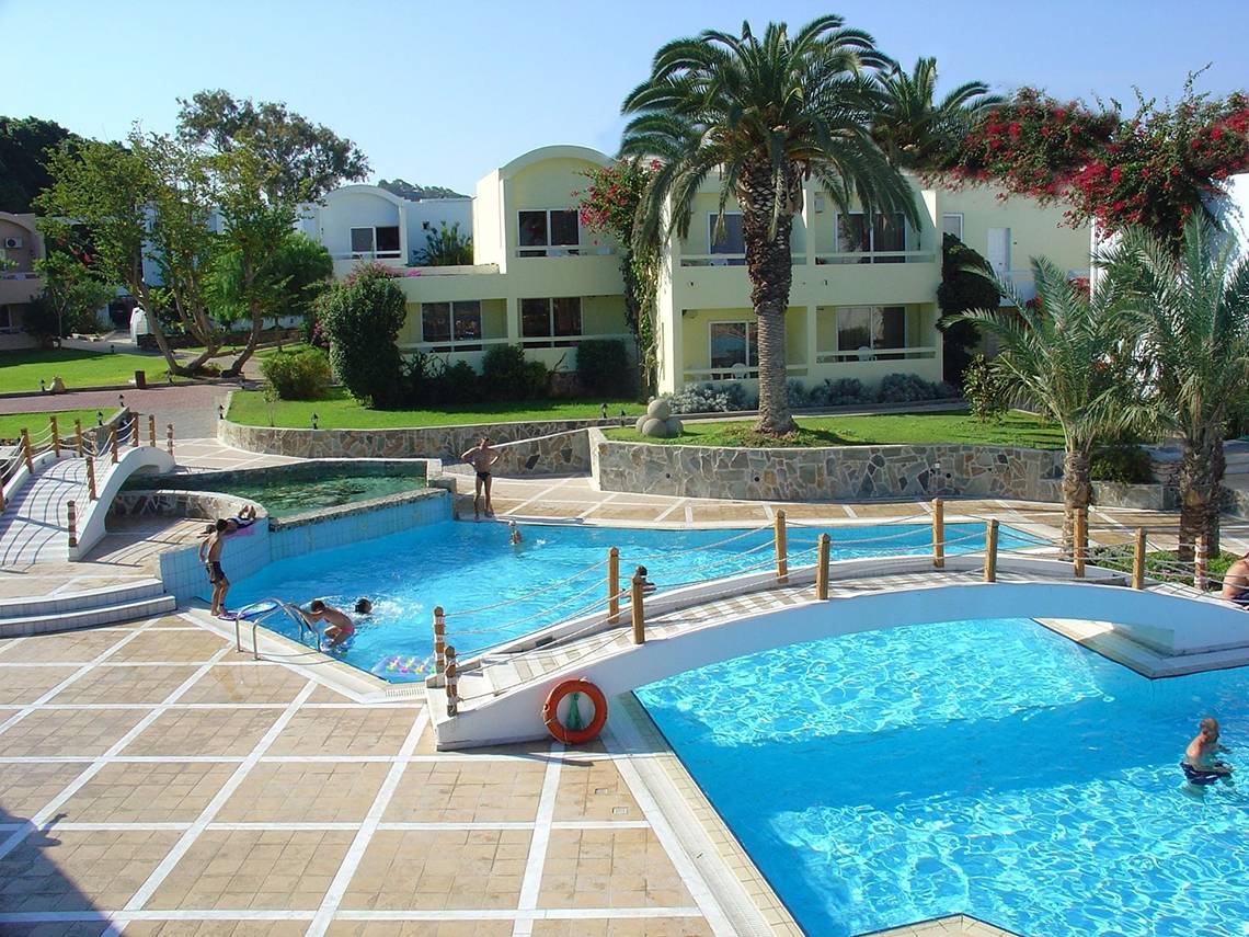 Avra Beach Resort Hotel & Bungalows in Rhodos