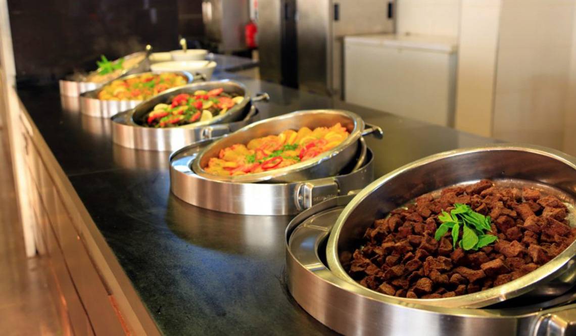 Buffet mit verschiedenen Gerichten im LABRANDA Ephesus Princess Hotel.