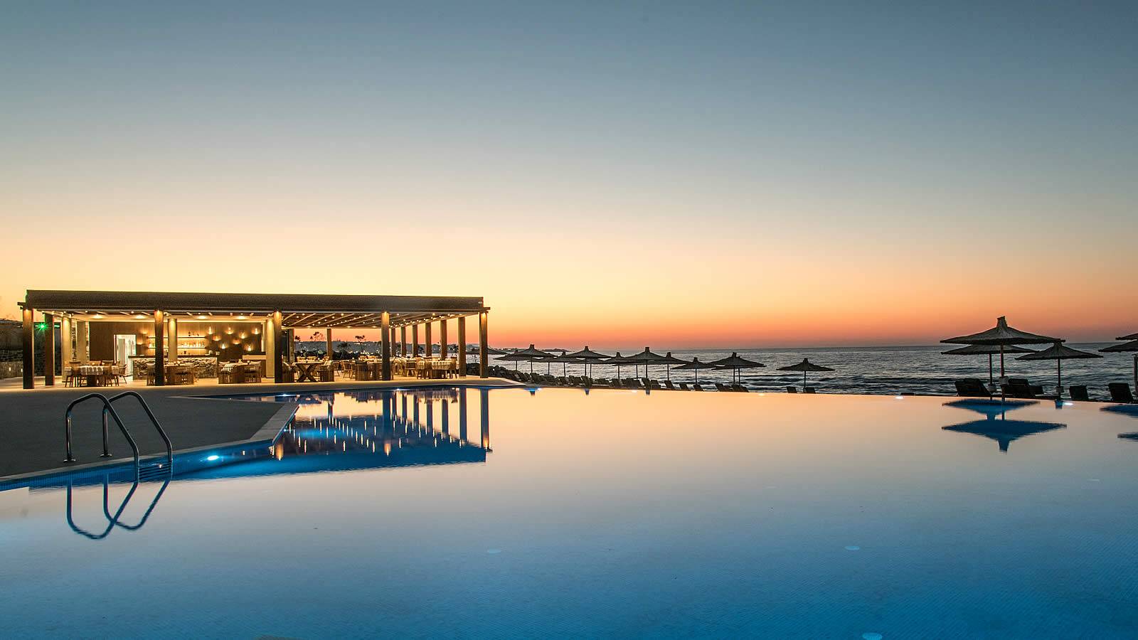 Nana Princess Hotel in Kreta, Infinity Pool