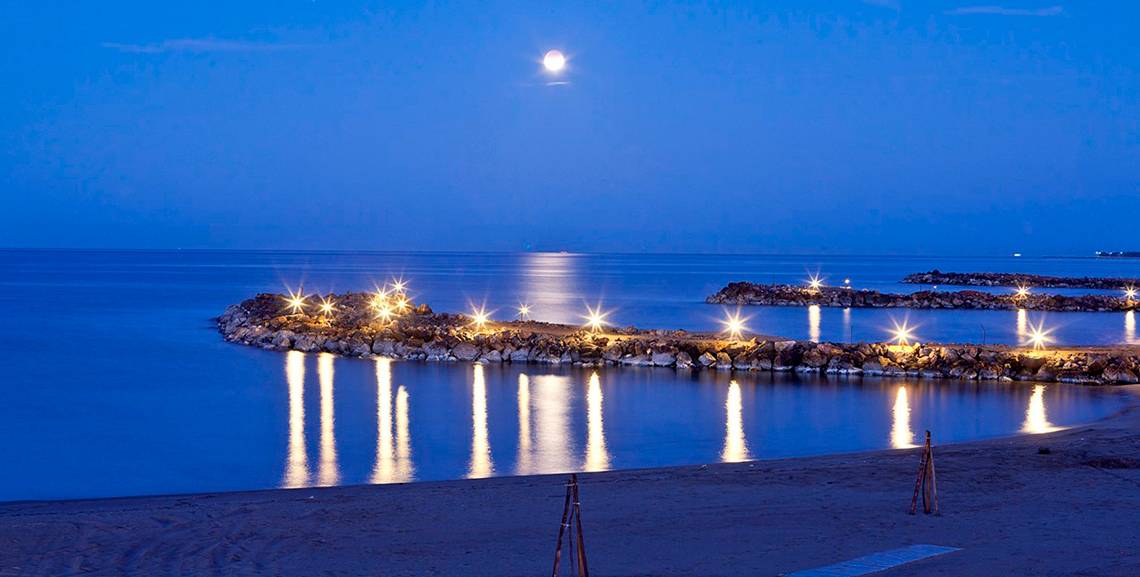 Knossos Beach Bungalows Suites Resort & Spa in Heraklion