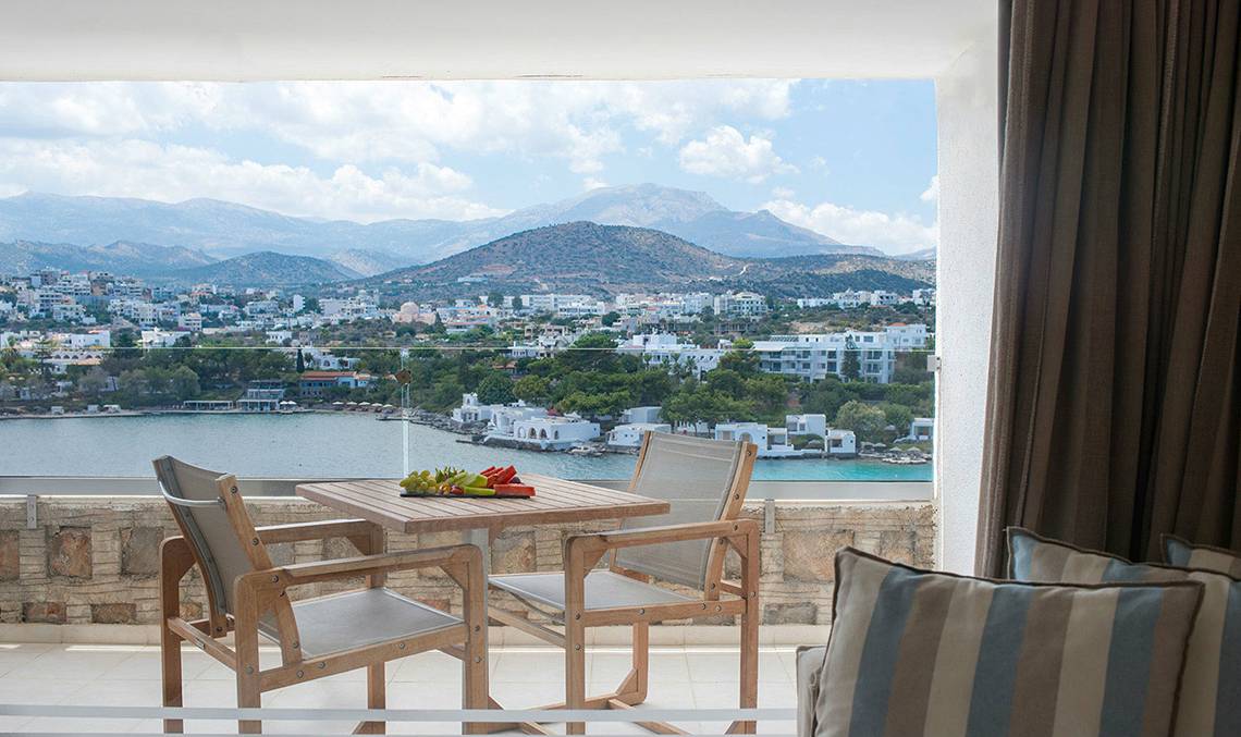 Minos Palace Hotel & Suites in Heraklion