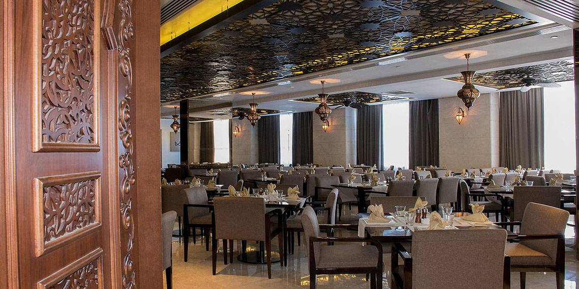 Crowne Plaza Abu Dhabi Yas Island, Restaurant
