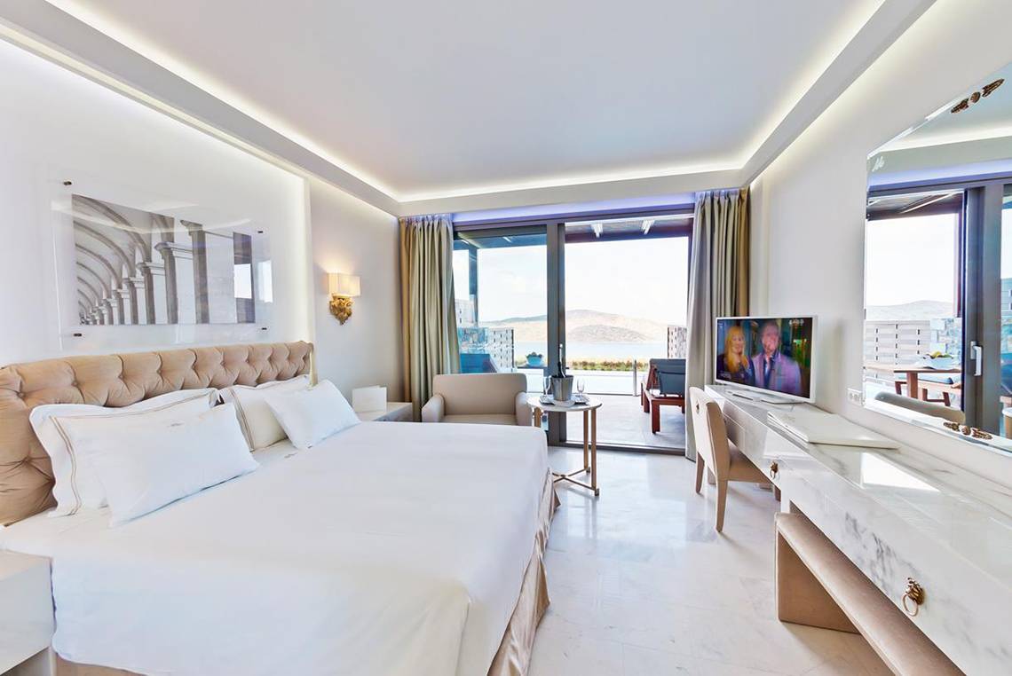 Royal Marmin Bay Boutique in Heraklion