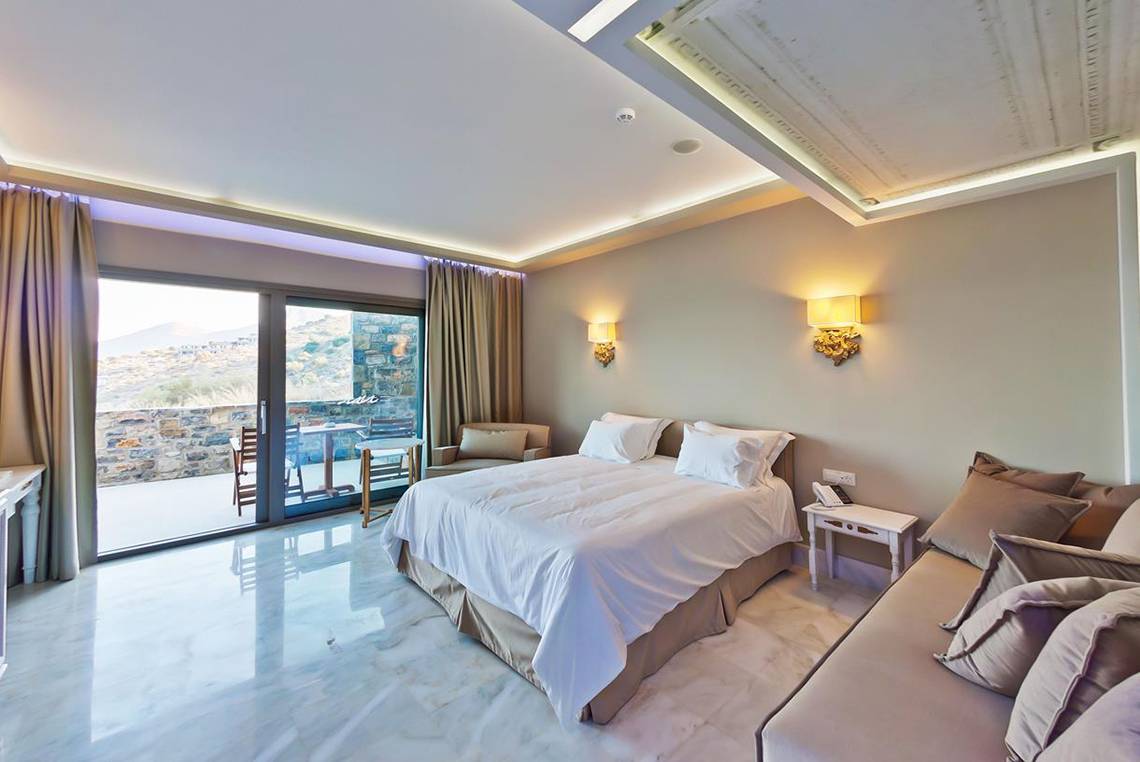 Royal Marmin Bay Boutique in Heraklion