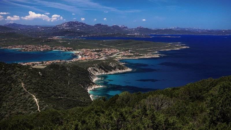 Gabbiano Azzurro Hotel & Suites in Sardinien