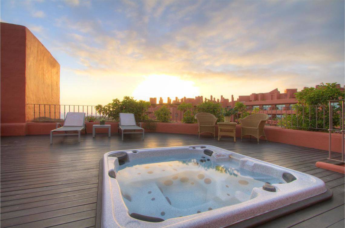 Tivoli La Caleta Tenerife Resort in Teneriffa