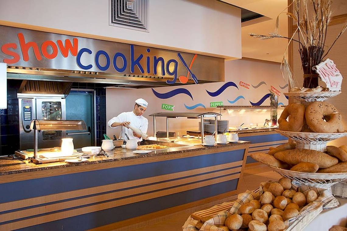 Buffet im Lindos Bay Hotel mit Show Cooking Bereich