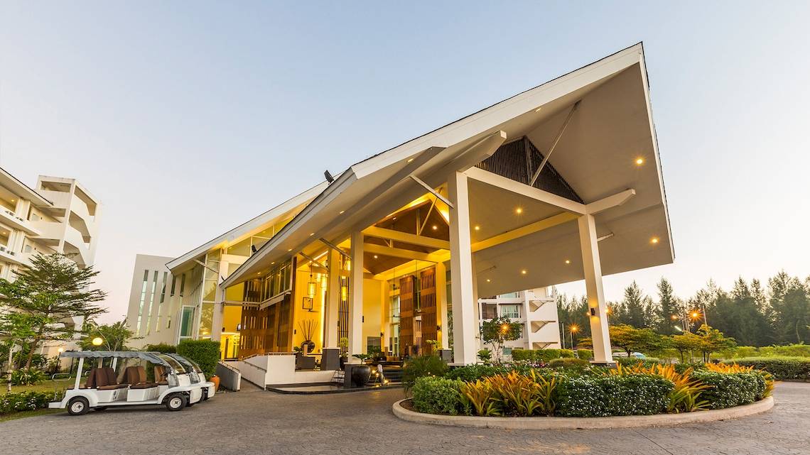 Kantary Beach Hotel, Villas & Suites in Thailand: Khao Lak & Umgebung