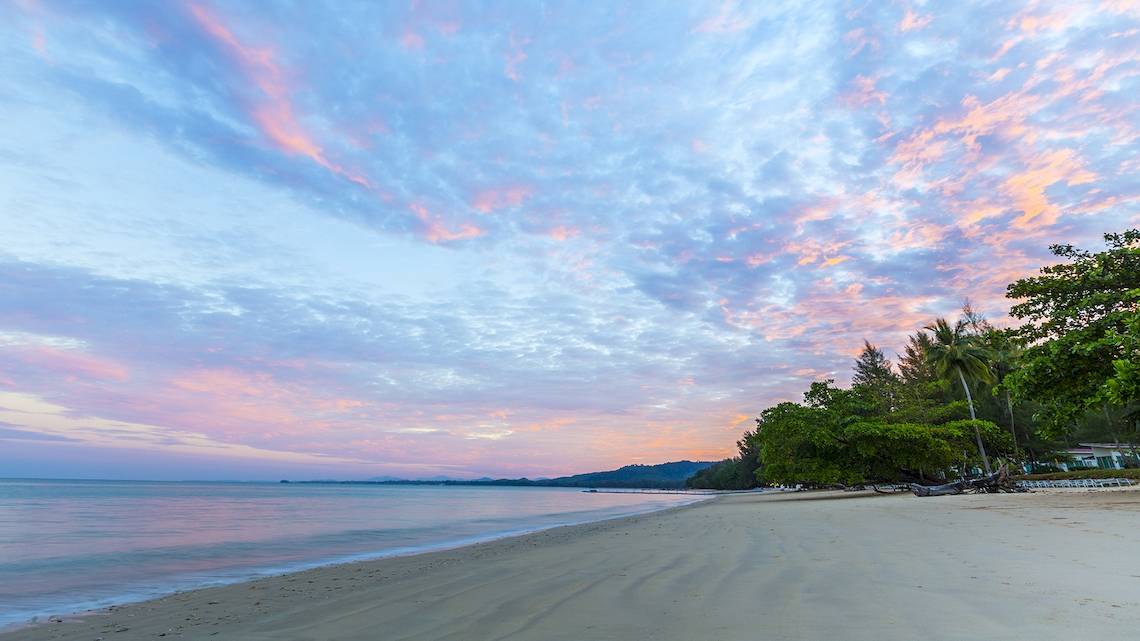 Kantary Beach Hotel, Villas & Suites in Thailand: Khao Lak & Umgebung