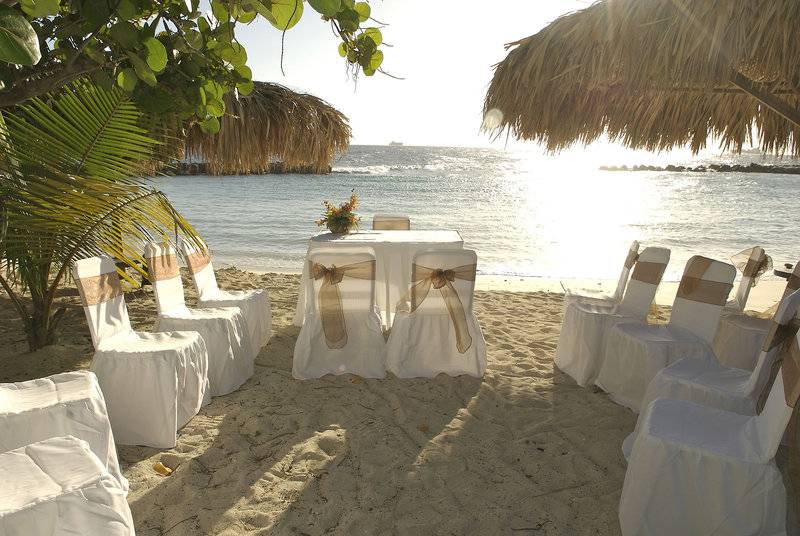 Avila Beach in Curacao