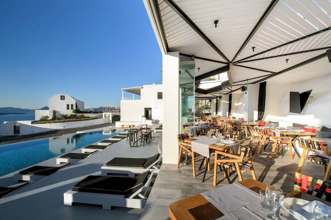 Ambassador Aegean Luxury Hotel & Suites in Santorin