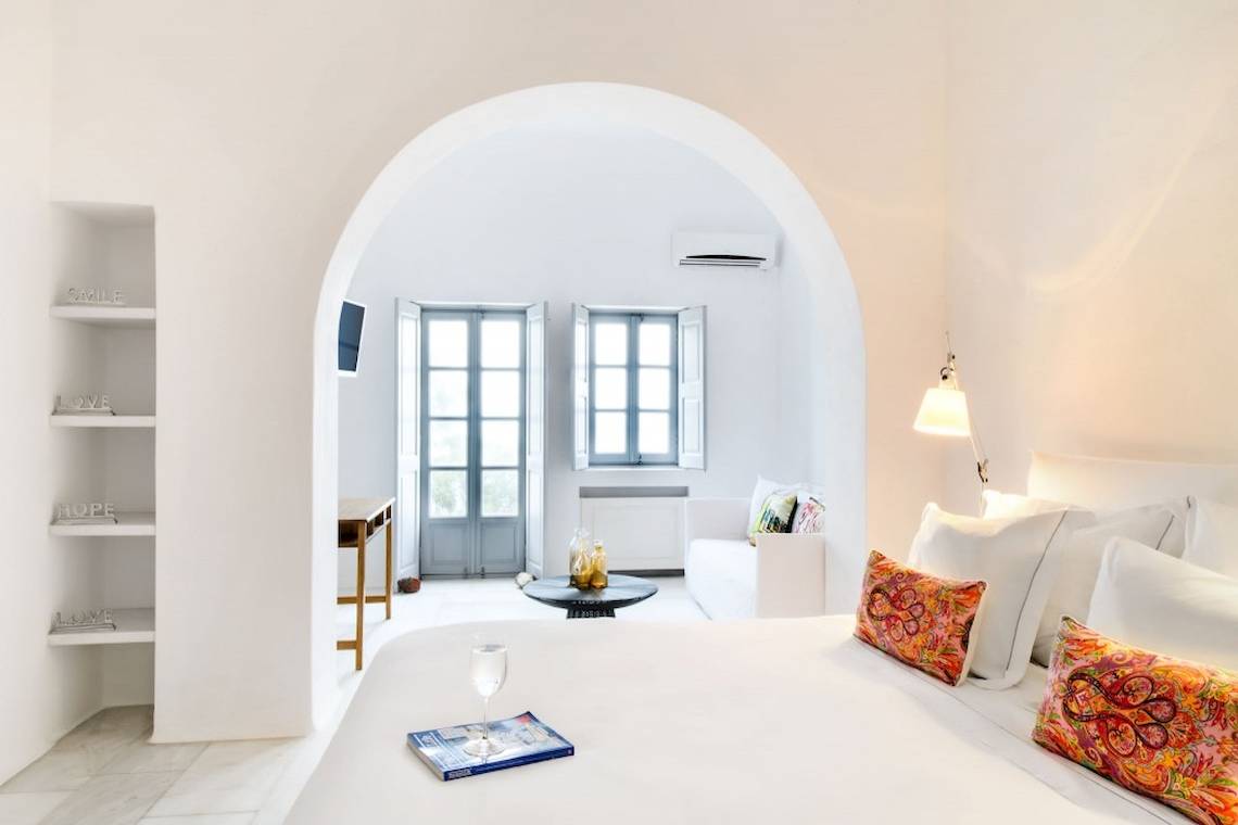 Ambassador Aegean Luxury Hotel & Suites in Santorin