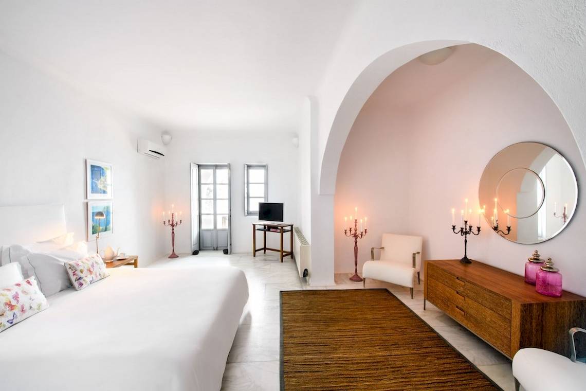 Ambassador Aegean Luxury Hotel & Suites in Santorin